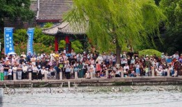 济南大明湖最新爆料,古韵新颜，水韵风华再现